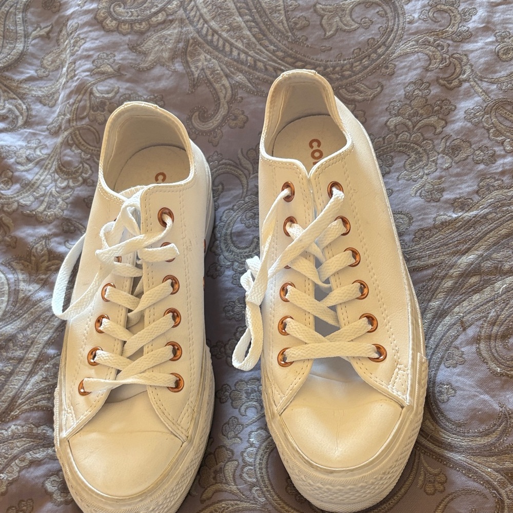 All Star Women's White & Rose Gold Converse size 7.5 - Never Worn!!!